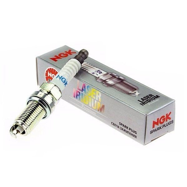 TAGLIANDO SUZUKI BURGMAN 400 2018 2020 CASTROL 10W40 FILTRO ARIA OLIO CANDELA