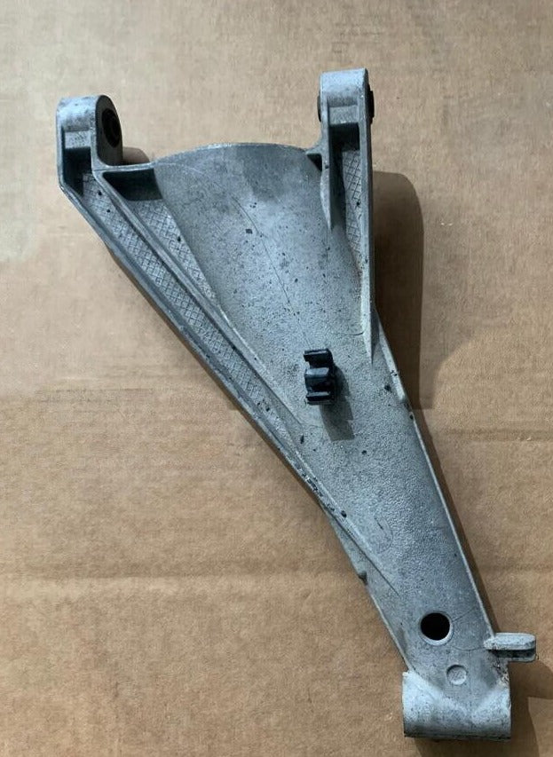 Vendo 1412384 BRACCIO TRIANGOLO SOSPENSIONE POSTERIORE LIGIER IXO